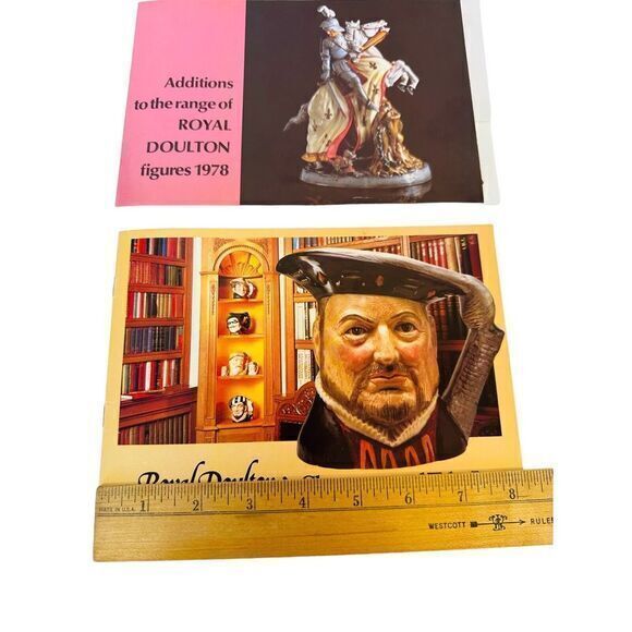 1970's Royal Doulton Catalog, 1978 Price‎ List Color Photos Figurines Toby Jugs - Picture 11 of 12